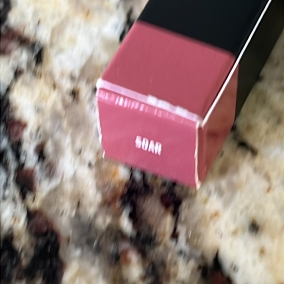 ⚡️💕Soar Mac Lip Liner BNIB - Picture 8 of 8